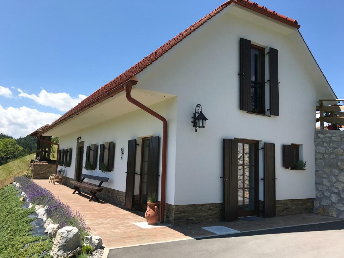 Villa Tourist Farm Artisek Store Esterno foto