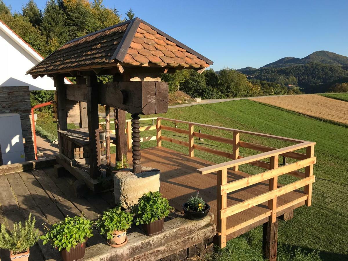 Villa Tourist Farm Artisek Store Esterno foto